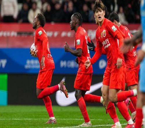 英格兰队首,秀十周年,凯恩感怀荣,90vs体育首页,即时比分,比分直播,足球比分直播,90vs官网